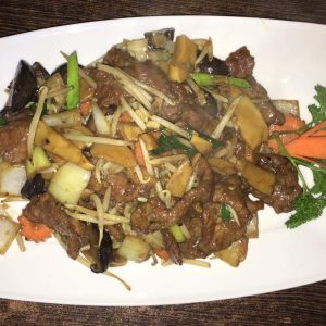 104. Boeuf aux champinions chinois & bambou